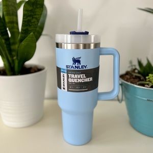 NEW Stanley Tumbler - 40 oz (Cornflower)